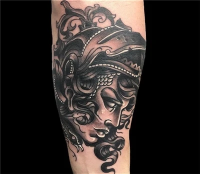 Medusa pentru tatuaj Spark