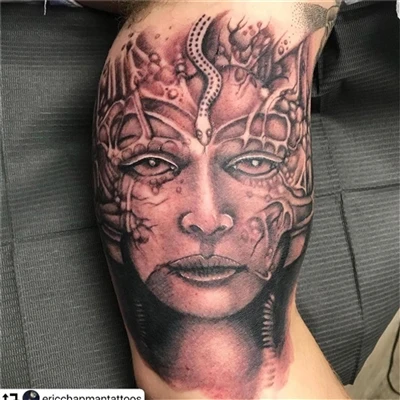Un alt peisaj în tatuaje