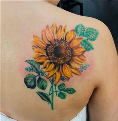 tatuaj artist șase