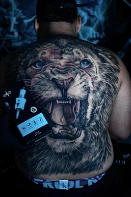Te potrivești tatuaj?