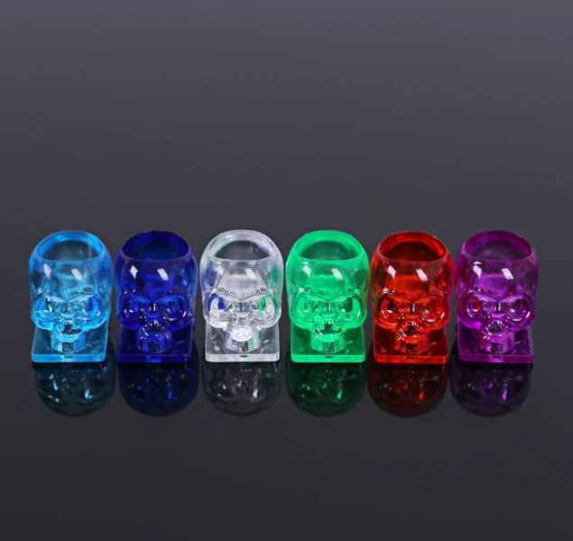11*13mm 200 buc/pungă Cea mai nouă cană de cerneală pentru tatuaj cu cristal de craniu cu pigment de scânteie